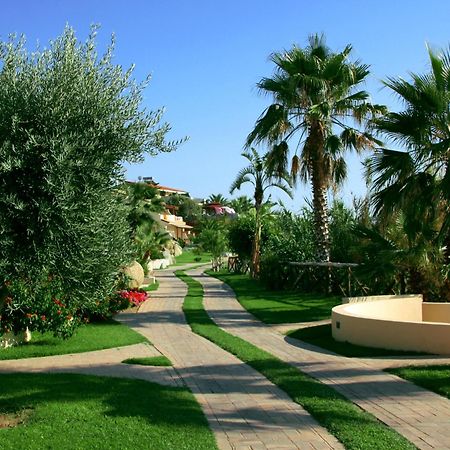 Hotel Villaggio Cala Di Volpe Capo Vaticano Luaran gambar